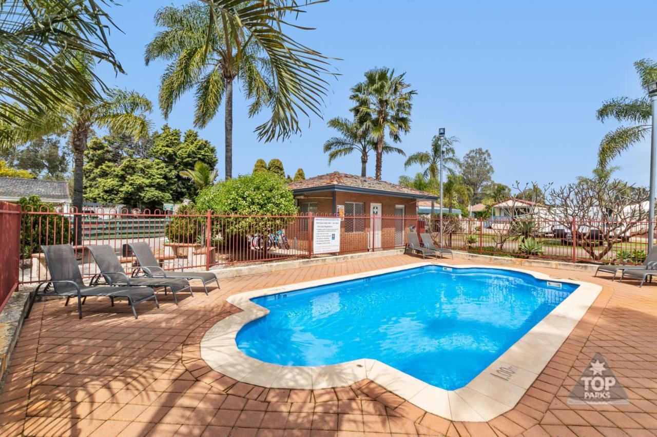 Central Caravan Park Перт Екстер'єр фото